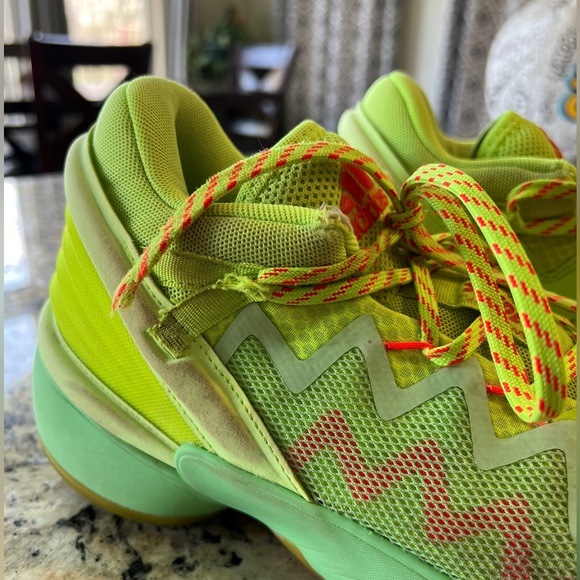 Adidas D.O.N. Spidey Sense Donovan Mitchell Shoes, Size 9 - Picture 3 of 12